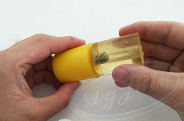 聚氨酯粘金屬膠水|無氣味+全透明|聚力膠水廠家