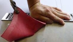 橡膠與金屬用什么膠粘？橡膠金屬膠粘劑｛全透明+高濃度｝聚力廠家