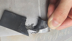 金屬和皮革用什么膠水粘 推薦聚厲牌金屬粘皮革專用膠水 柔軟型+強(qiáng)力粘合