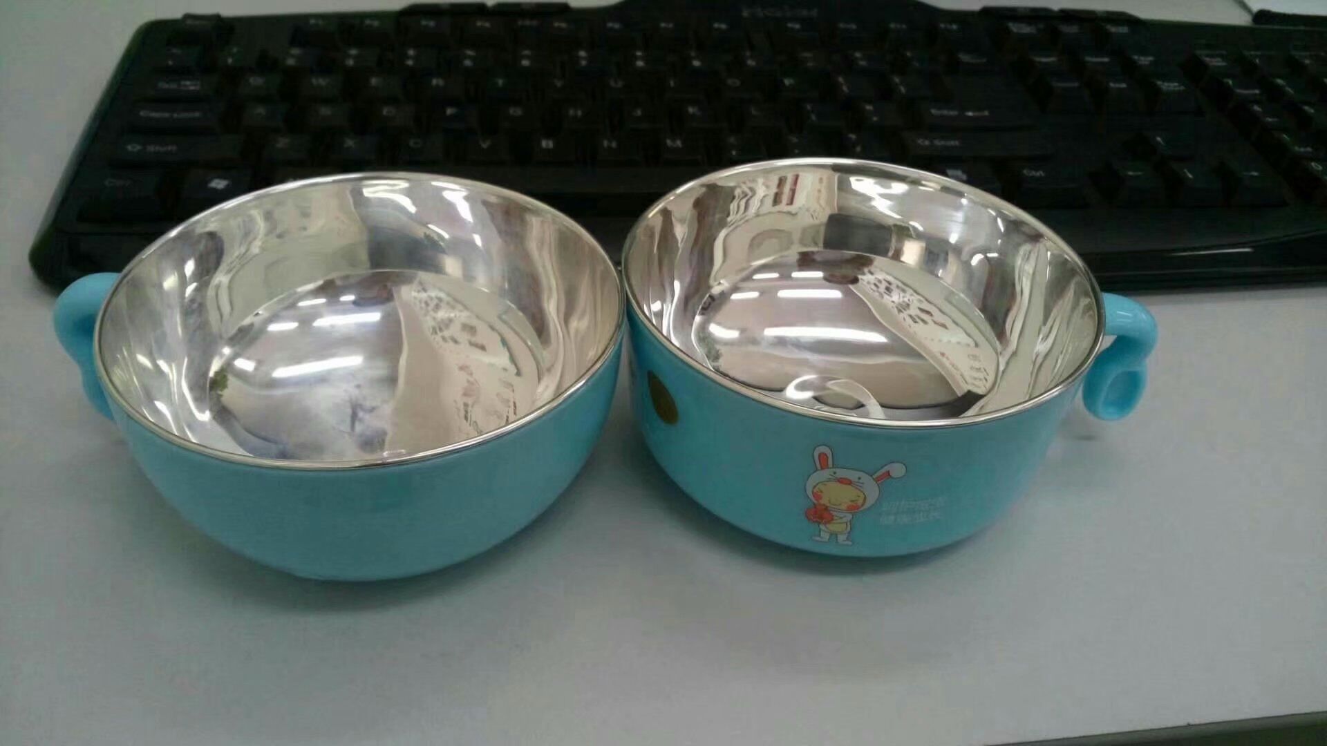 餐具和茶具什么膠水?使用PP金屬專用膠水環保有保障耐沸水不脫膠【聚力湖北膠水廠家】