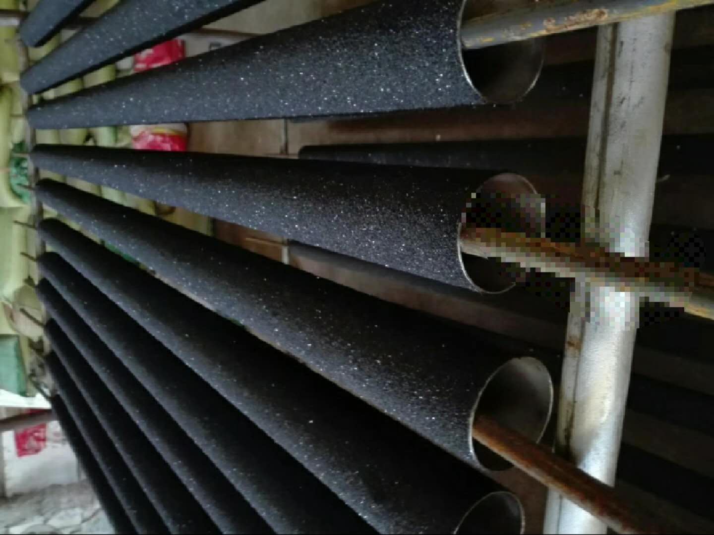 金剛砂膠水|常被制作成研磨粉,擦光紙,磨輪和砥石的摩擦表面|聚力AB膠水廠家