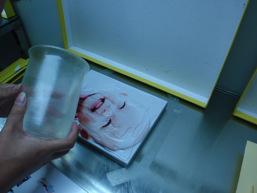 透明耐黃變水晶AB膠|耐黃變2年高透明披覆固化后光滑平整氣泡水波紋?等缺陷?|廣東省AB膠廠家聚力?