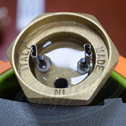 金屬導熱管密封粘接案例