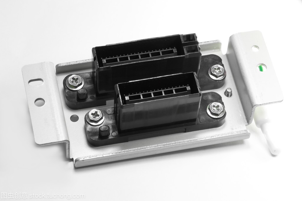 電連接器選擇灌封膠，看看聚力膠業客戶的選擇