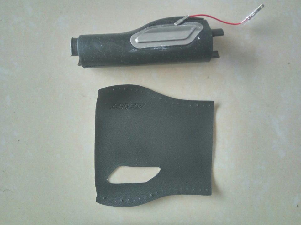 塑料粘金屬瞬間膠水，只需幾秒鐘就能把鋁和軟PVC粘接起來的瞬間膠水！