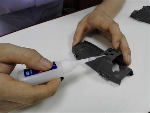 粘尼龍材料的膠水