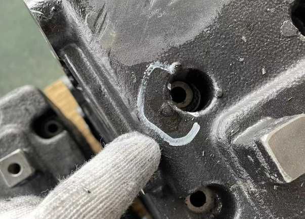 油箱漏油怎么修補？聚力修補方案可使油箱數年不復漏油