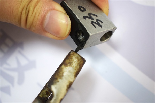 橡膠與不銹鋼粘合膠水，我選擇20秒定位的橡膠粘金屬瞬間膠水！-聚力膠水