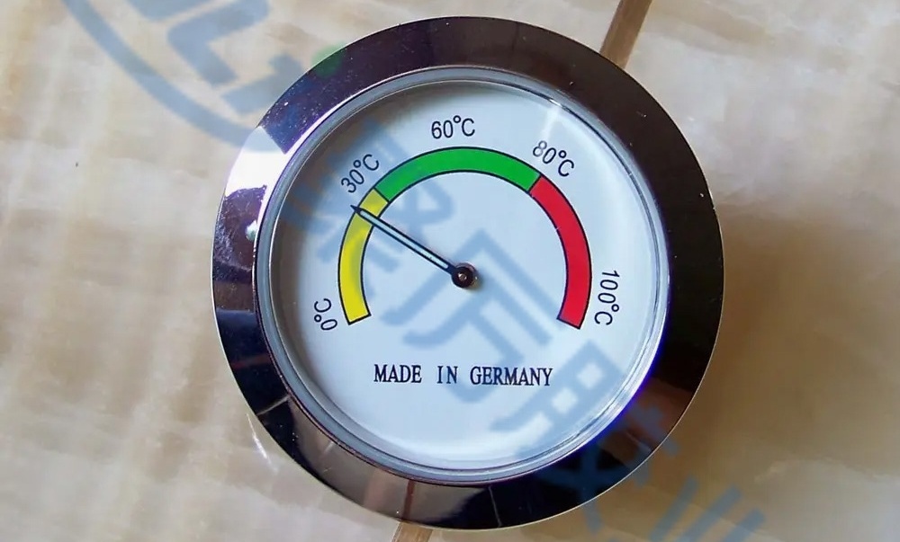 玻璃UV膠源頭廠家,專為儀器儀表研發生產,免費領取膠水樣品 玻璃UV膠源頭廠家,專為儀器儀表研發生產,免費領取膠水樣品