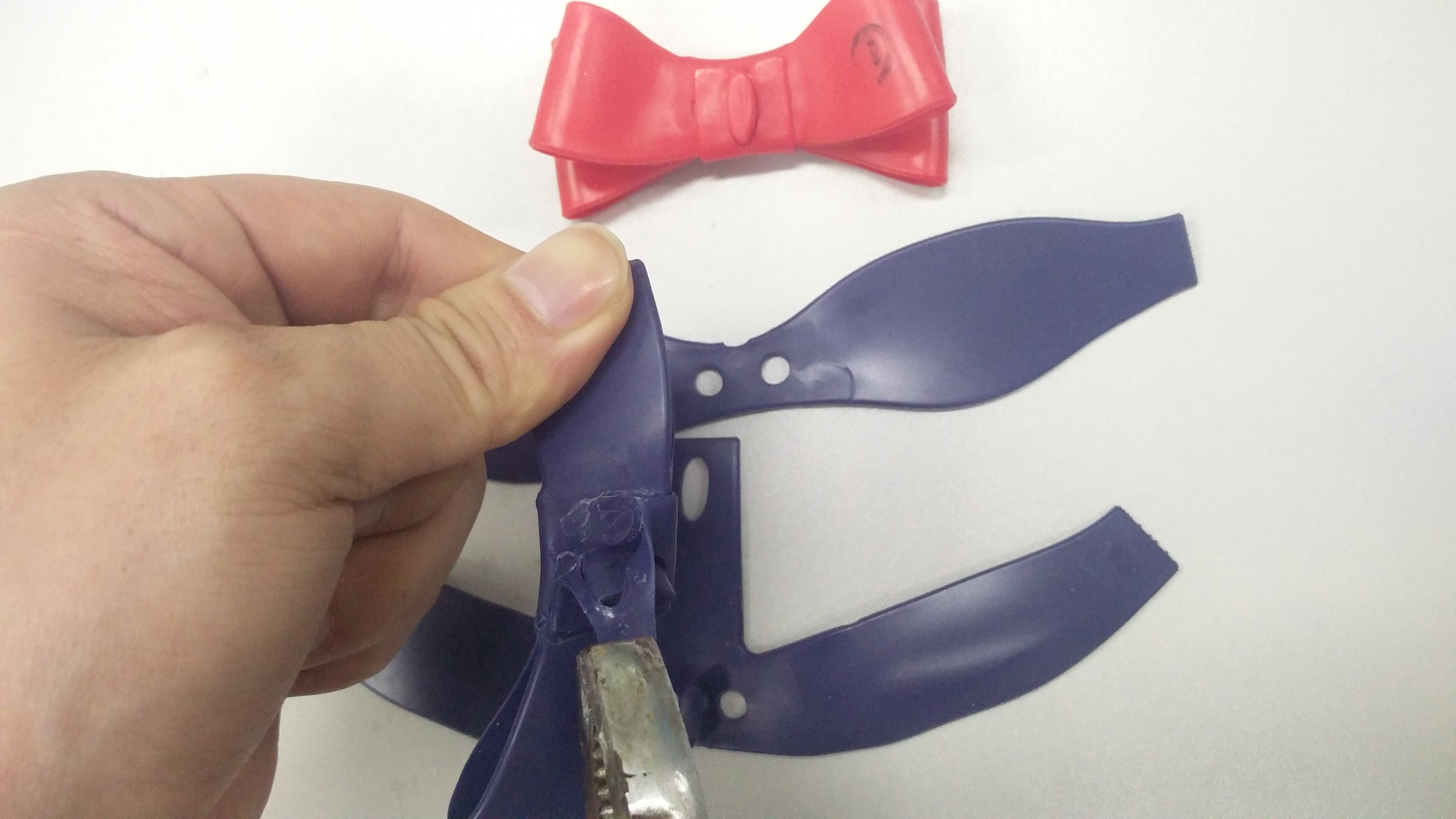 TPU瞬間膠水,小面積TPU和PVC粘接膠水的選擇! TPU瞬間膠水,小面積TPU和PVC粘接膠水的選擇!