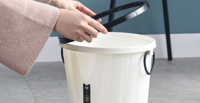 用瞬間膠搞定垃圾桶扣接圈,高效又可靠 用瞬間膠搞定垃圾桶扣接圈,高效又可靠