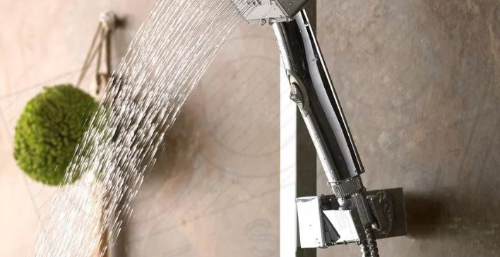 UV 膠'鎖'定穩(wěn)固,花灑支架告別松動危機(jī) UV 膠'鎖'定穩(wěn)固,花灑支架告別松動危機(jī)